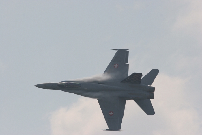 FA-18 - 002